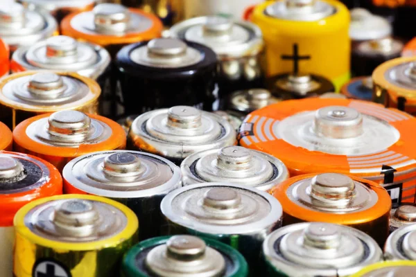 Kadar çeşitli pil.