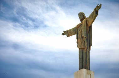 İsa'nın kurtarıcı Pico Isabel de Torres Puerto Plata, Dominik Cumhuriyeti için üzerinde dev heykeli. Rio de Janeiro Brezilya bakan ikonik anıt daha küçük ölçekli sürümü