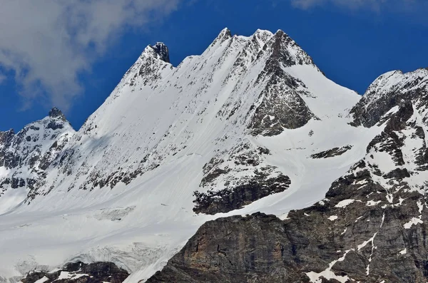 Dent d'Herens and Punta Margherita — Stock Photo, Image