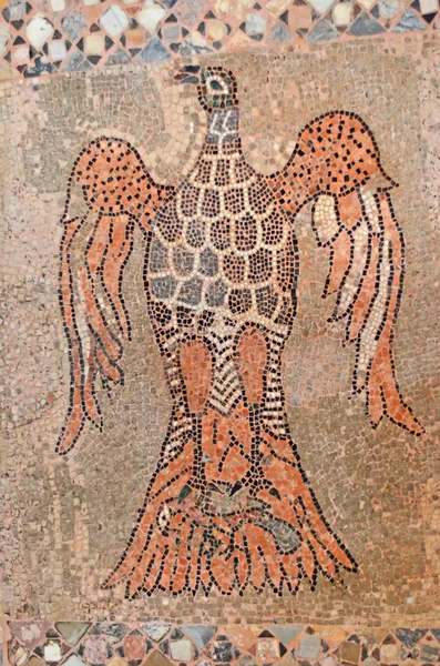 Mosaico bizantino de uma águia e uma pomba — Fotografia de Stock