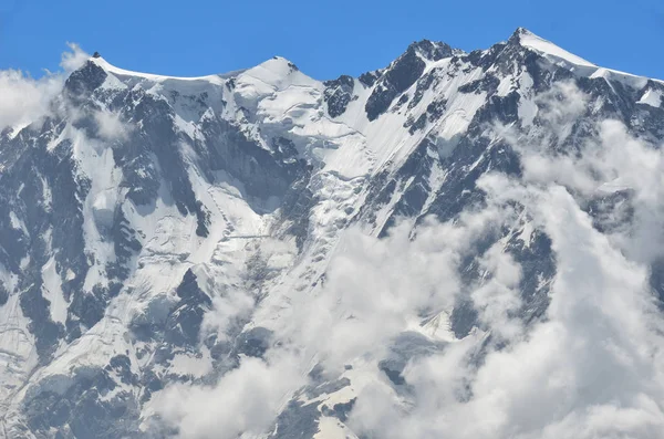 İtalya en yüksek dağı. — Stok fotoğraf