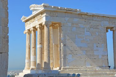 Antik Yunan Tapınağı girişine Doğu
