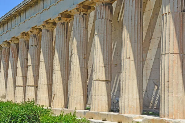 Detail van de Dorische orde kolommen — Stockfoto