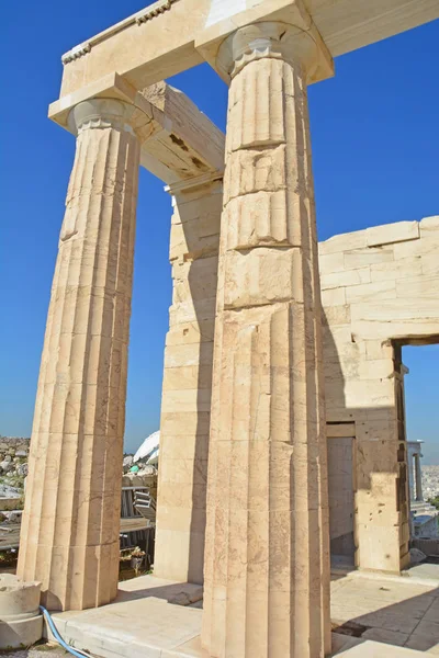 Detail of the Propylae on the Athens Acropolis — Stock Photo, Image