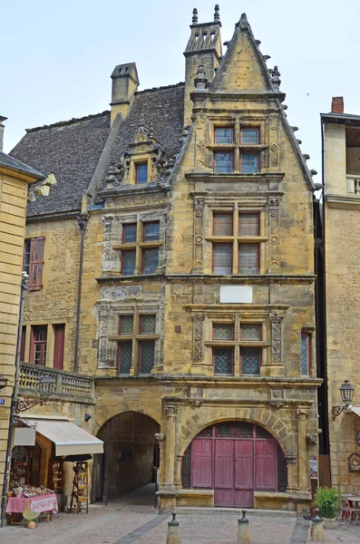 Ortaçağ Sarlat süslü mimarisinde Stok Fotoğraf