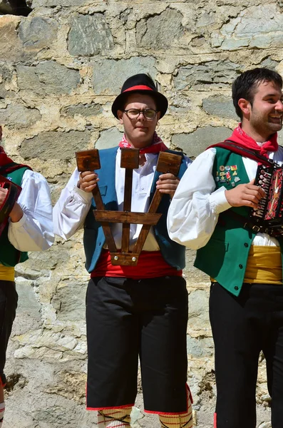 Evolene Suiza Agosto Grupo Folclórico Italiano Las Montañas Ernici Con —  Fotos de Stock