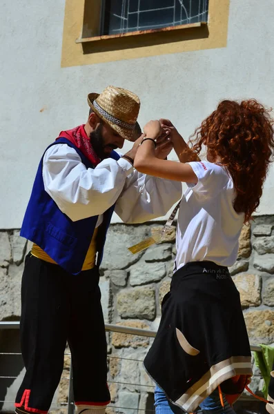 Evolene Suisse Août Groupe Folklorique Italien Des Montagnes Ernici Costumes — Photo