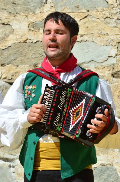 Evolene Switzerland August Italian Folk Group Ernici Mountains Traditional Costumes — Stock Photo, Image