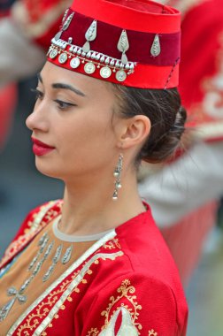 Evolene, İsviçre - 15 Ağustos - Geleneksel kostümlü Ermeni halk grubu: 15 Ağustos 2019, Evolene, İsviçre