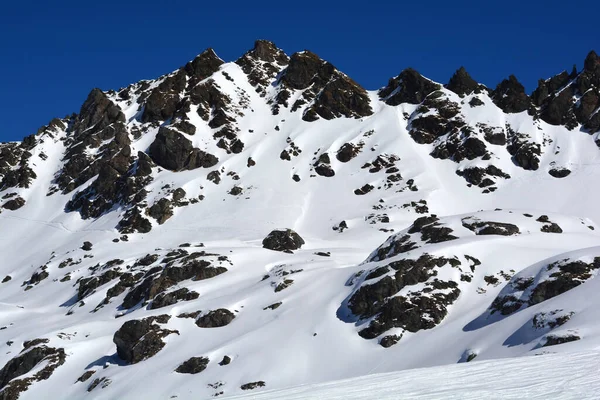 Berge Und Schnee Und Ein Paradies Für Trail Wildnis Skifahren — Stockfoto