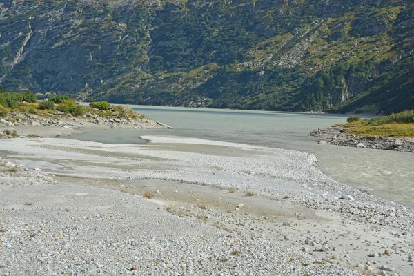 Río Aar Desemboca Lago Grimsel Bajo Paso Grimsel Cantón Berna — Foto de Stock