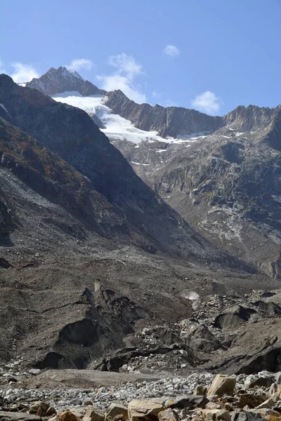 Finsteraarhorn Nad Lodowcem Lauteraar Pierwszym Planie Alpach Berneńskich Szwajcaria — Zdjęcie stockowe