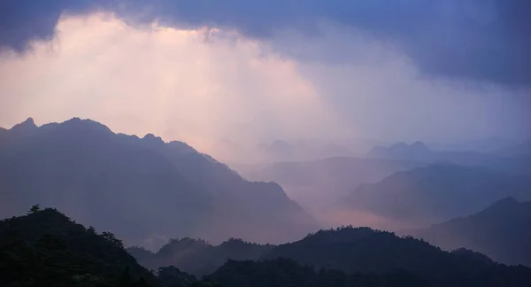 Hermoso Amanecer Glorioso Colorido Parque Nacional Sobre Las Montañas China — Foto de Stock