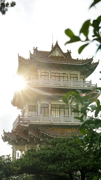 Chińska Świątynia Buddyjska Chinach Azji Tradycyjna Orientalna Architektura Klasztor Szczycie — Zdjęcie stockowe