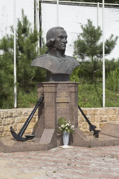 Busto de Fyodor Ushakov no templo em acordo Kudepsta, Sochi — Fotografia de Stock