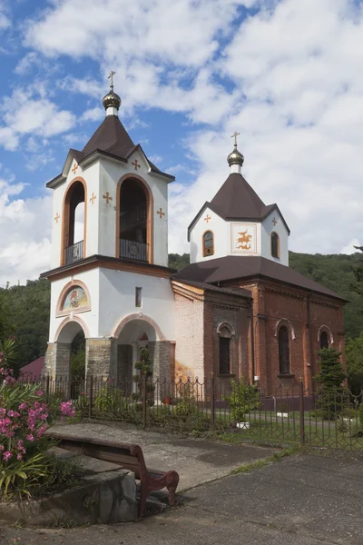 Köy Lesnoye Saint George Tapınağı, Adler ilçe, Krasnodar bölgesi — Stok fotoğraf