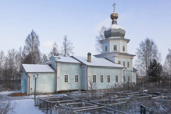 Kościół Wniebowzięcia Najświętszej Maryi Panny w miejscowości Wielsk, Arkhangelsk regionu — Zdjęcie stockowe