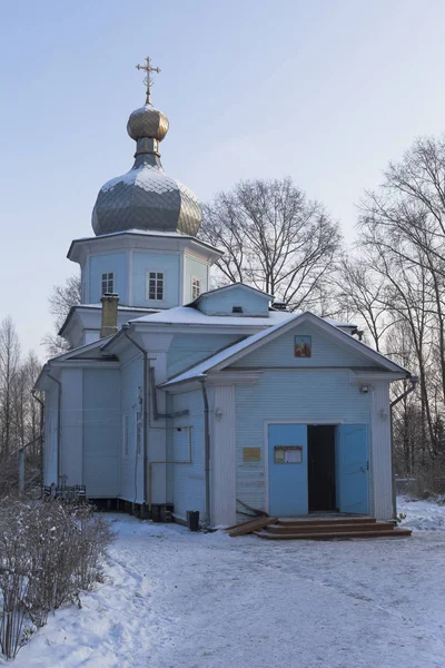 Святий Успенської Церкви Міському Кладовищі Місто Velsk Архангельська Область Росія — стокове фото