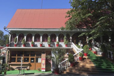 Sochi, Hosta District, Krasnodar bölgesi, Rusya Federasyonu - 14 Temmuz 2016: Cafe Krasnodar bölgesi Ahun, Sochi Hosta bölge dağın zirvesinde 