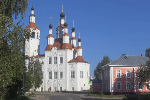 Veduta della Chiesa Ingresso del Signore a Gerusalemme, nell'antica città russa Totma di Vologda — Foto Stock
