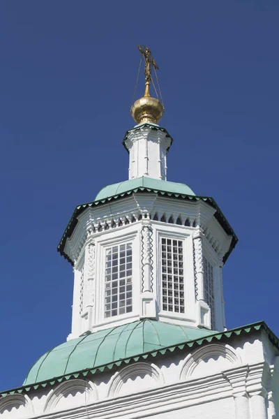 Kuppel der Kirche des Hl. Sergius von Radonesch in dymkovo sloboda von veliky ustyug — Stockfoto