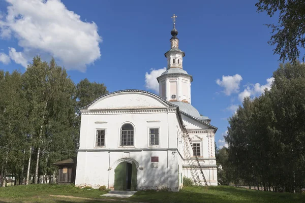 Церковь Сретения Господня Спасо-Преображенского прихода в Великом Устюге — стоковое фото