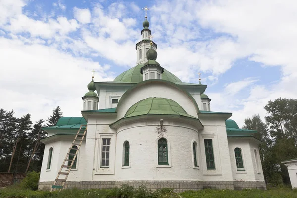 Église de St. Prince Vladimir dans la ville de Krasavino, district de Veliky Ustyug, région de Vologda — Photo