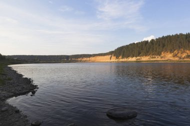 Akşam Opoki sistem Sukhona nehrinde