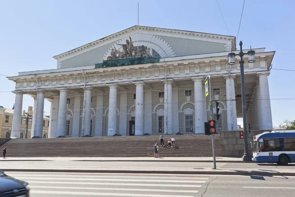 Фондова біржа будівництво в Санкт-Петербурзі — стокове фото