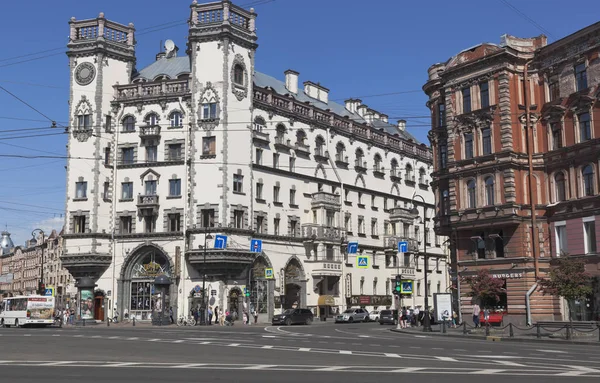 Edifício do Teatro "Russian Entreprise" em homenagem a Andrei Mironov em São Petersburgo — Fotografia de Stock