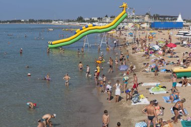 Evpatoria, Kırım Cumhuriyeti - 22 Temmuz 2017: Beach resort kasaba Evpatoria 