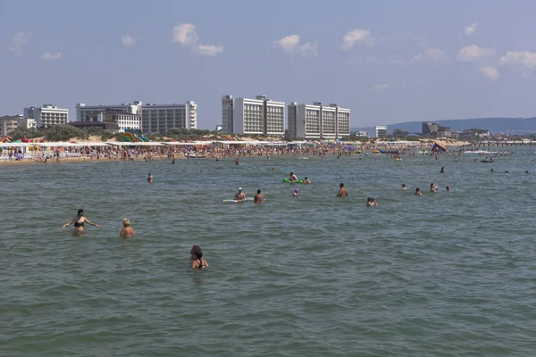 Vista desde el mar a la playa del pueblo balneario de Dzhemete, Anapa — Foto de Stock