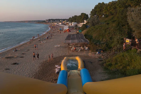 Sebastopol Crimea Julio 2019 Los Niños Montan Tobogán Inflable Playa — Foto de Stock