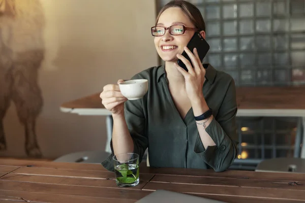 Attractive Businesswoman Black Jacket Stylish Glasses Sitting Cafe Talking Phone — Stock Photo, Image