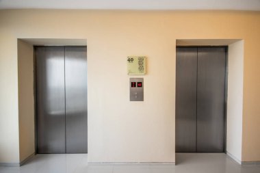 Asansör evin içinde.