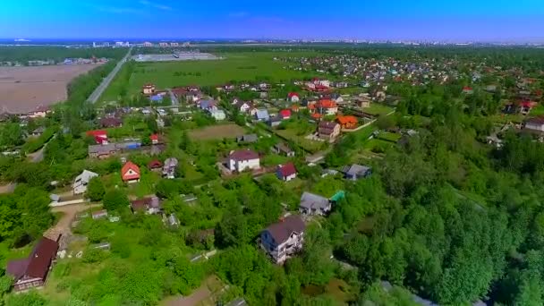 Dron tarafından hava fotoğrafçılığı — Stok video