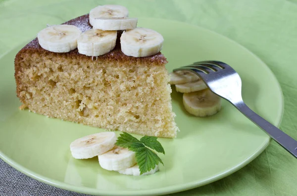 Freshly Baked Slice Homemade Banana Cake — Stock Photo, Image