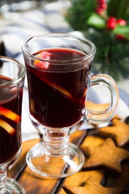 mulled şarap, Noel davranır
