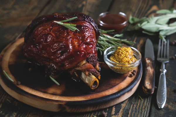 Turkey knuckle baked with herbs — Stock Photo, Image