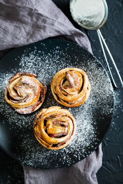 Frische Muffins Mit Einem Apfel — Stockfoto