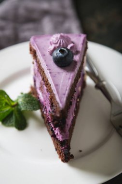 Taze naneli yabanmersinli cheesecake.