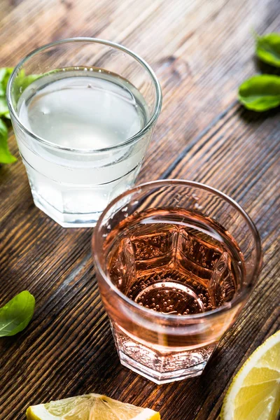 Soft Drinks Lemon Herbs — Stock Photo, Image