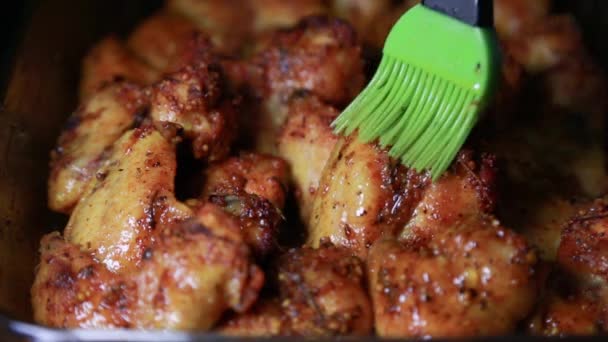 Cooking Juicy Baked Chicken Wings — Stock Video