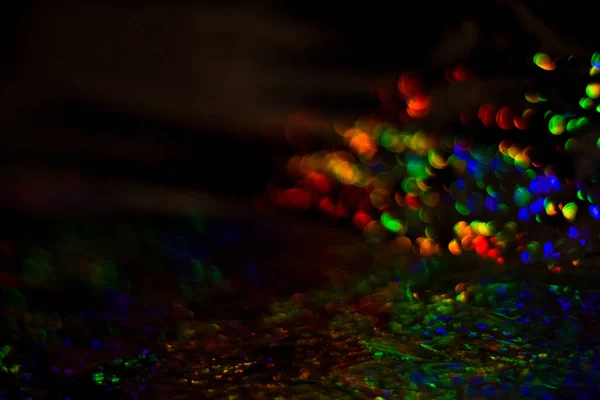 Fundo Abstrato Escuro Com Transbordamento Multicolorido Arco Íris Bokeh Destaques — Fotografia de Stock