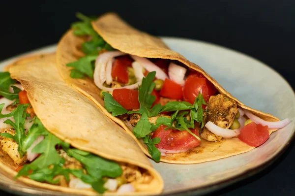 Plate Mexican Cuisine Large Tacos Vegetables Meat Black Background — Stock Photo, Image