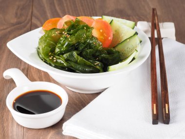 Deniz marul salata Ensalada de lechuga de maredible yeşil algler aile Ulvacceae. Binominal adı: Ulva lactuta. 