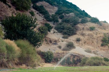 Bir dağdaki uçurumdan çok güzel bir atış. Fotoğraf İzmir / Türkiye 'de çekildi.