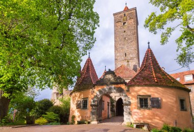 Rothenburg 'un Kale Kapısı ob der Tauber Eski Bavyera Kasabası Almanya