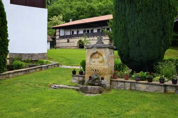 Ein orthodoxes Frauenkloster — Stockfoto