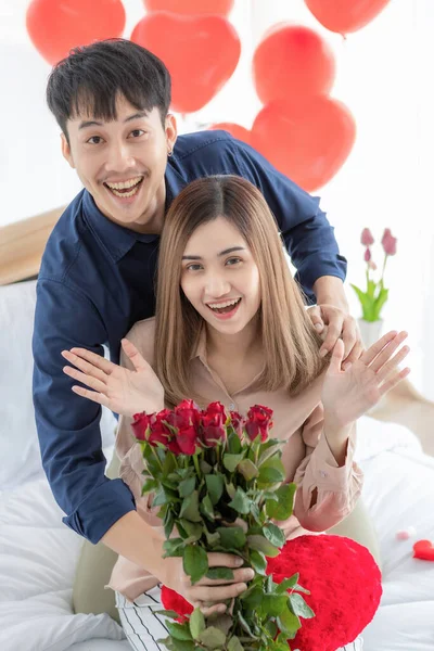 Asian Man Hold Bunch Colorful Flower Prepare Give Woman Who — Stock Photo, Image